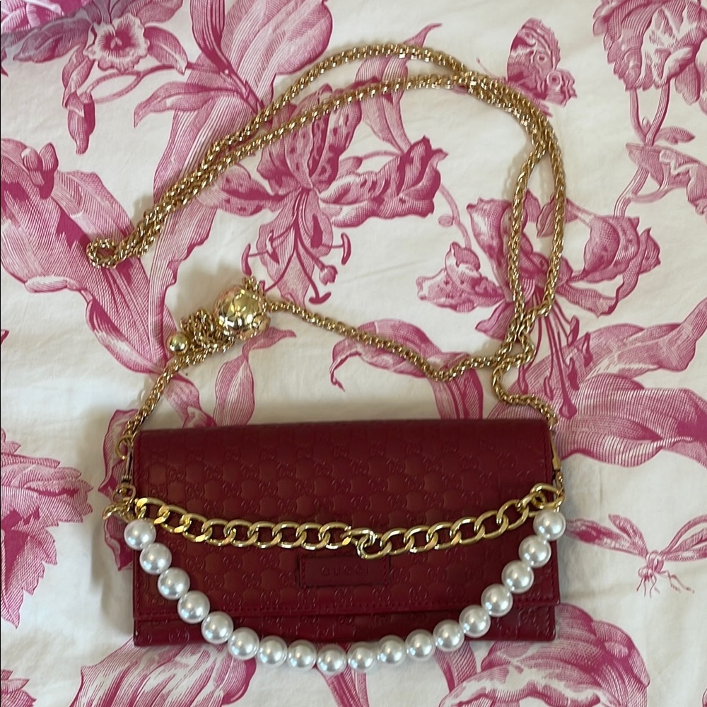 Elegant Gold Chain and Pearl Purse Charm & Crossbody Chain